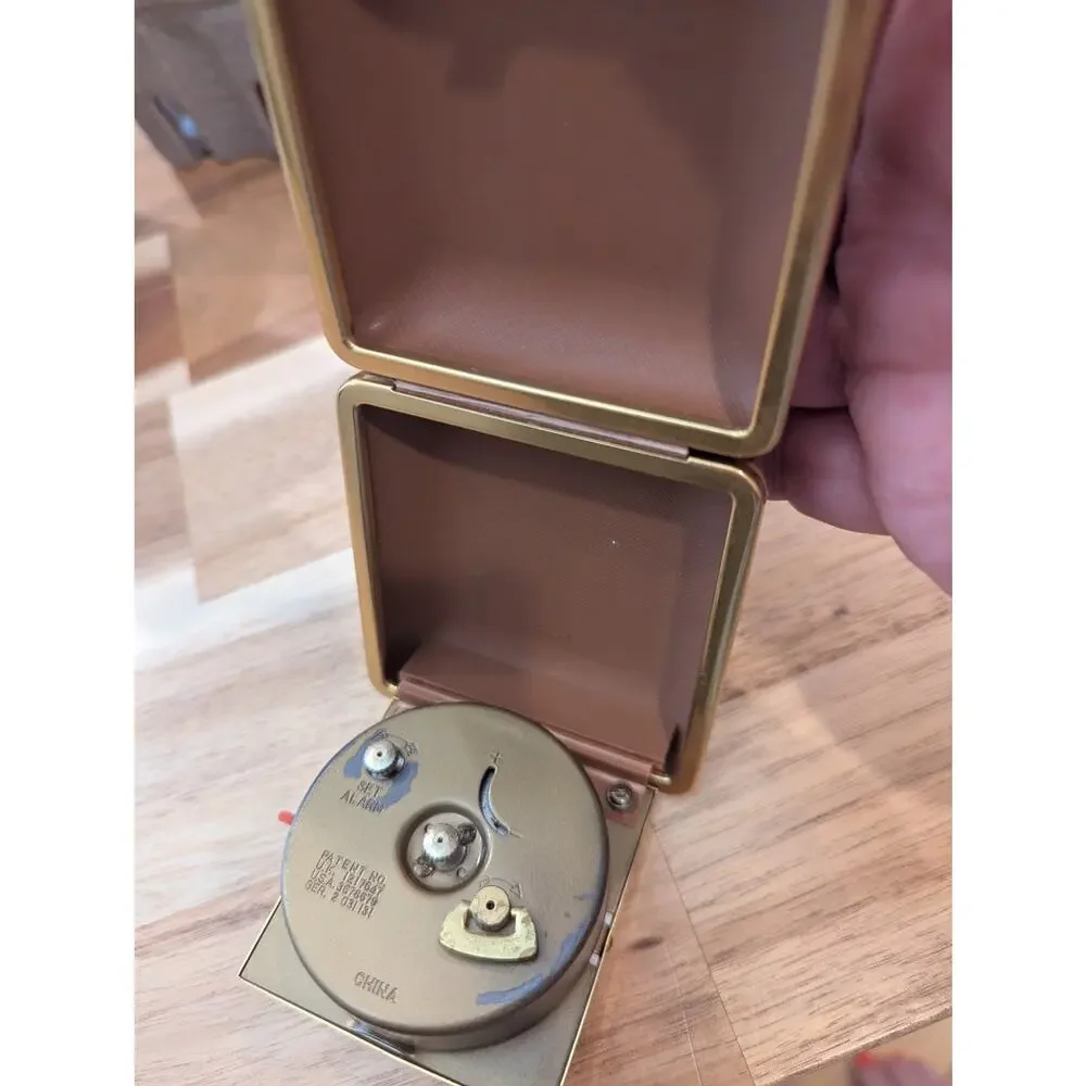 Vintage Seth Thomas Folding Travel Alarm Clock – Gold Tone Face & Brown Case